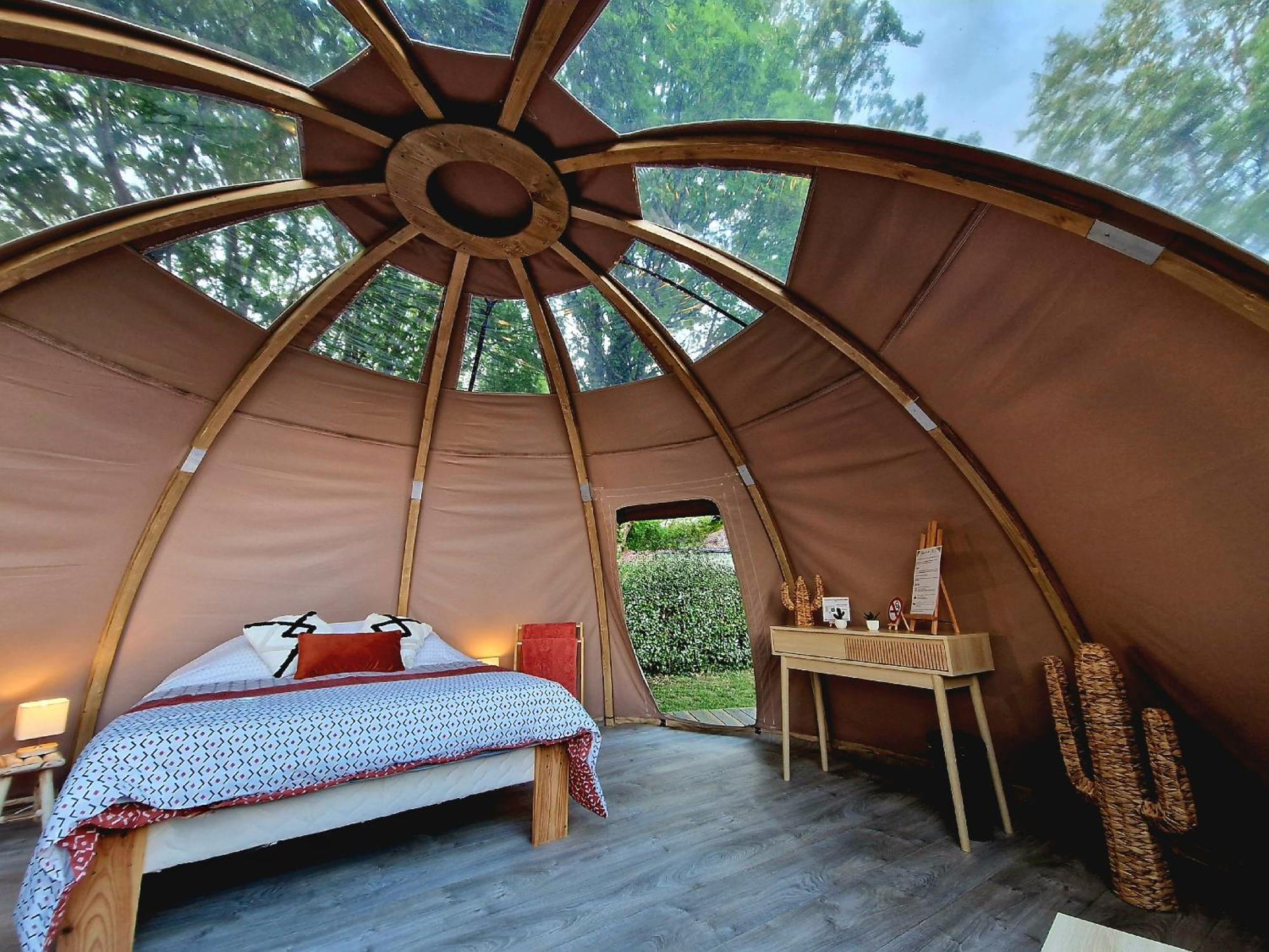 Les Nuits De Cassiopee Bed & Breakfast Sorde-l'Abbaye Room photo